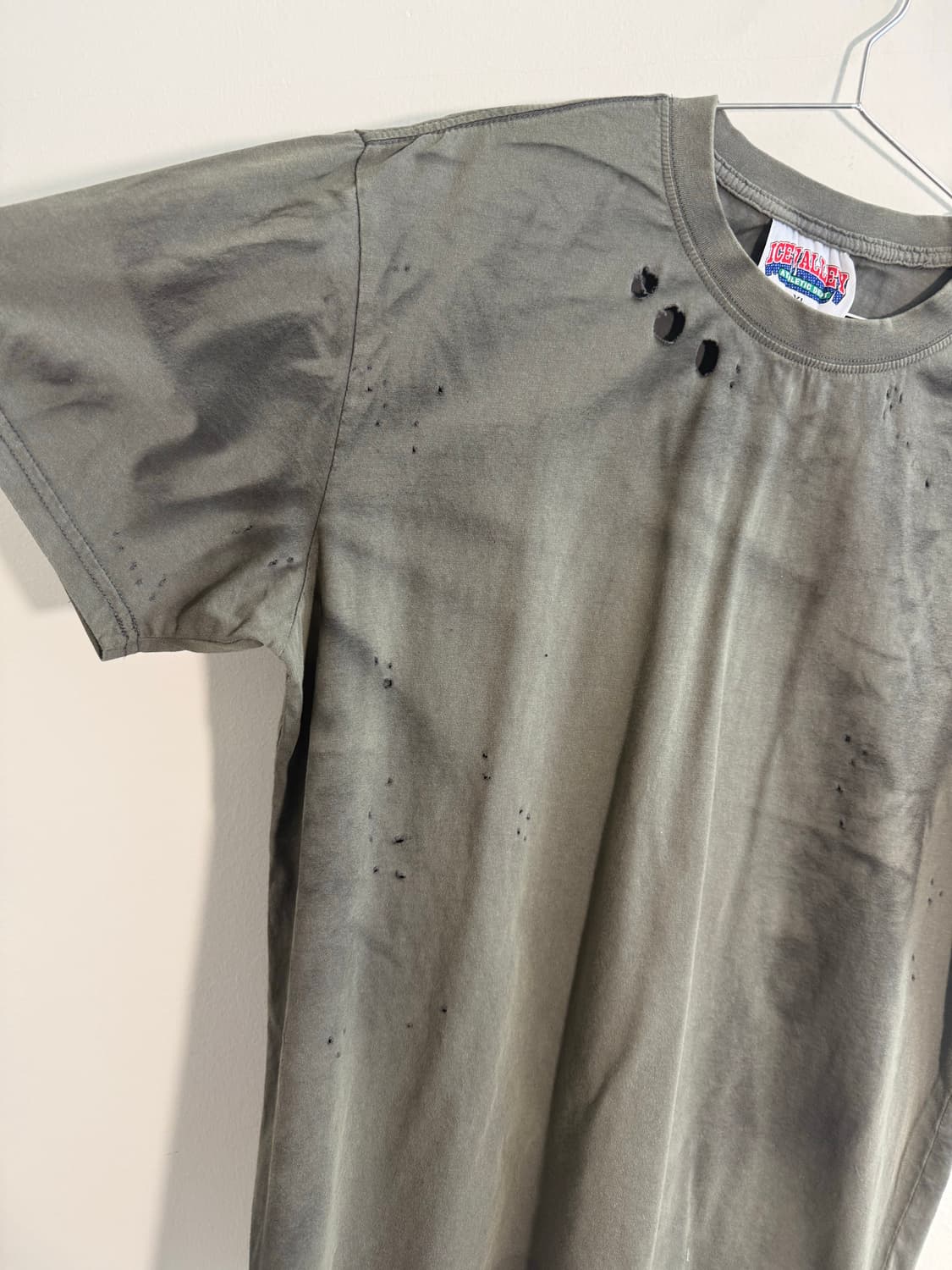 홍콩 빈티지 다스트레스드 데미지 카키 반팔  상품이미지3