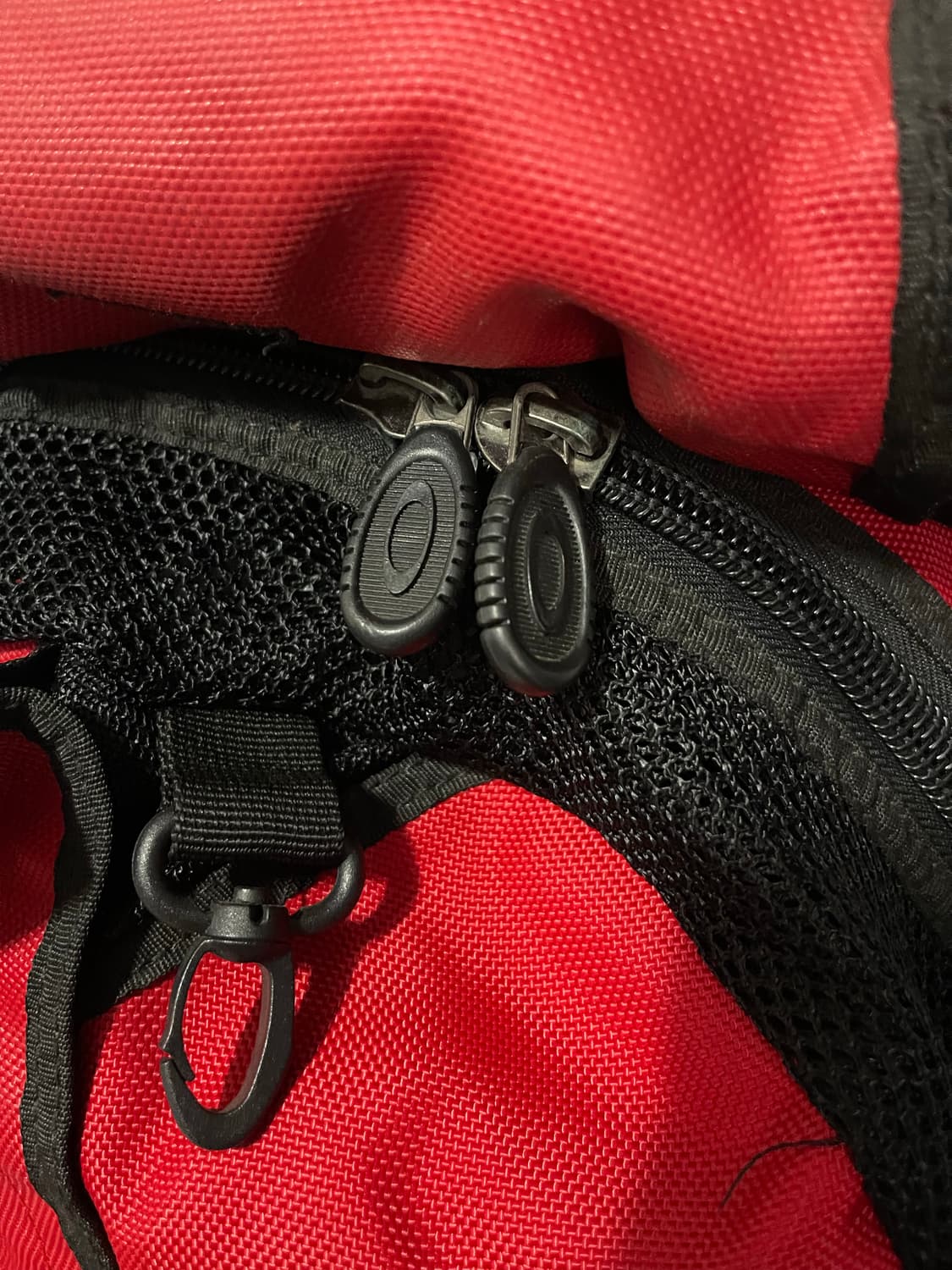오클리 백팩 레드/블랙 상품이미지6