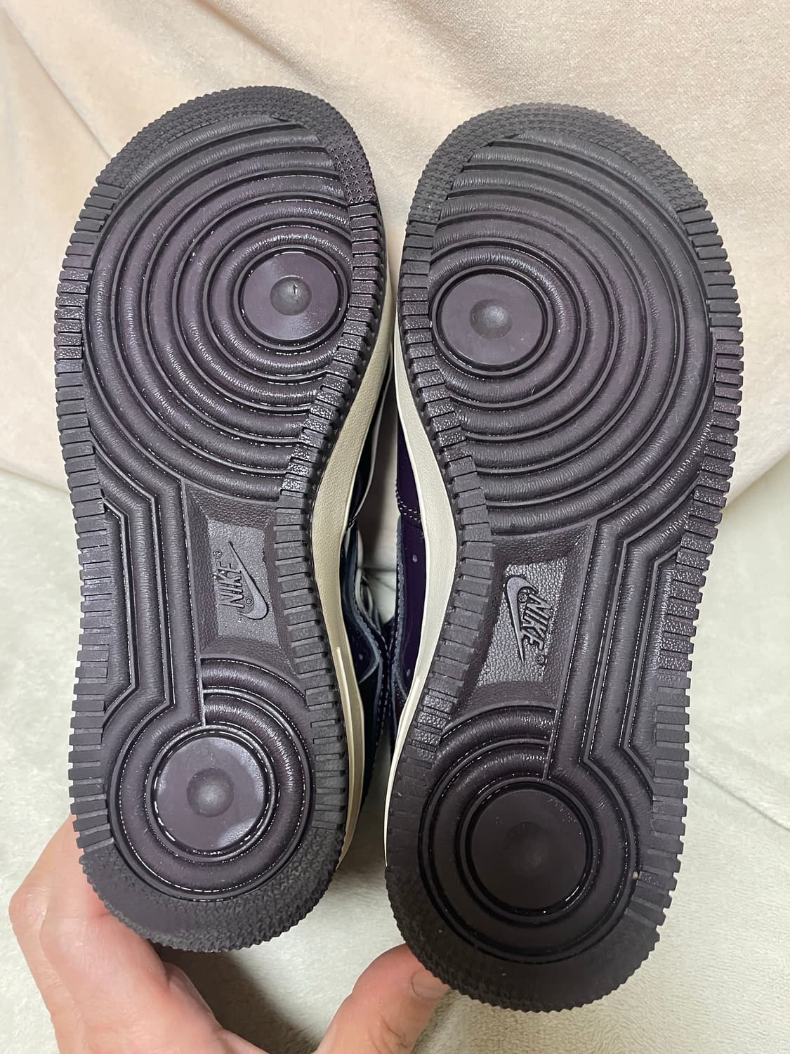 나이키 에어 포스 1 SE 프리미엄 220 상품이미지5