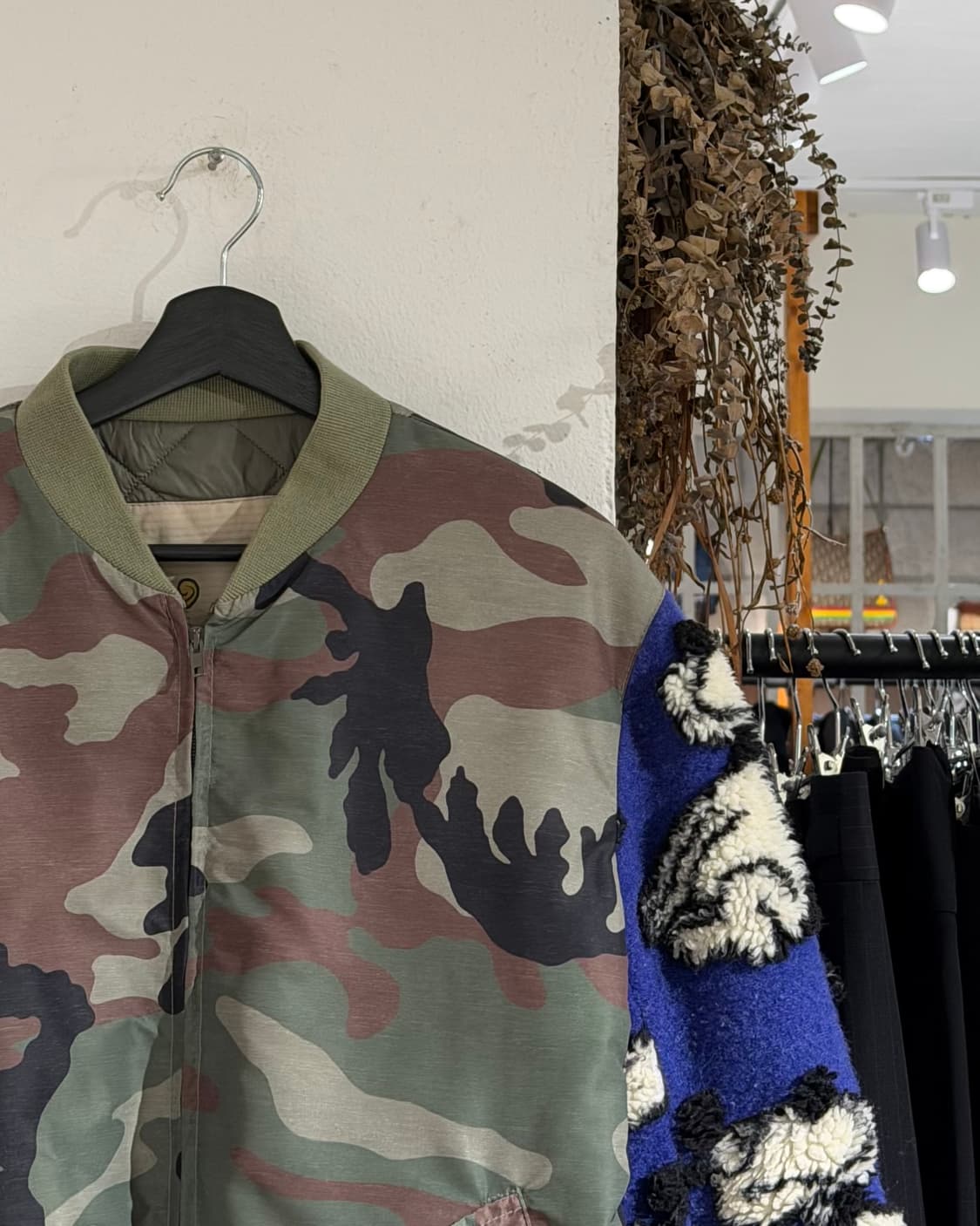 히스토리 리핏츠 카키 카모 울 슬리브 봄버 자켓 상품이미지3