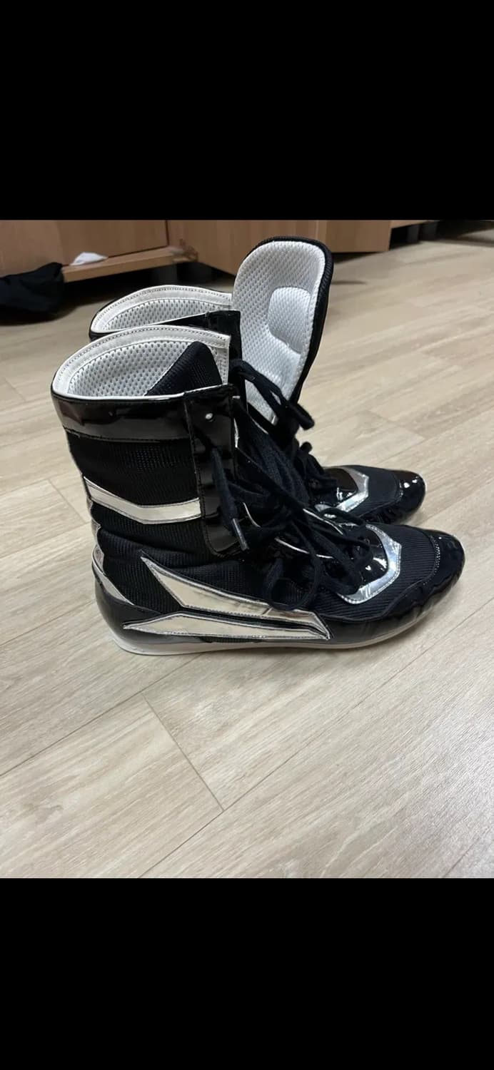 지도칸 복싱화 팝니다 270사이즈 상품이미지3