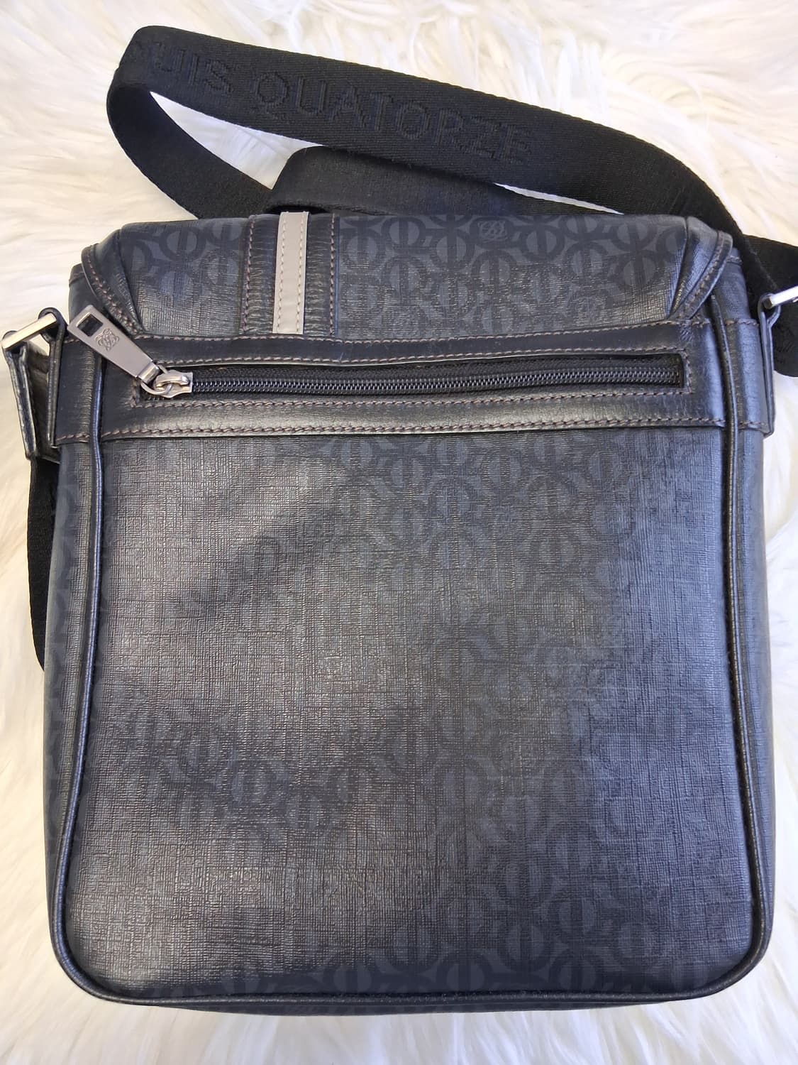 루이까또즈 남성 크로스백 블랙#신품급# 상품이미지2