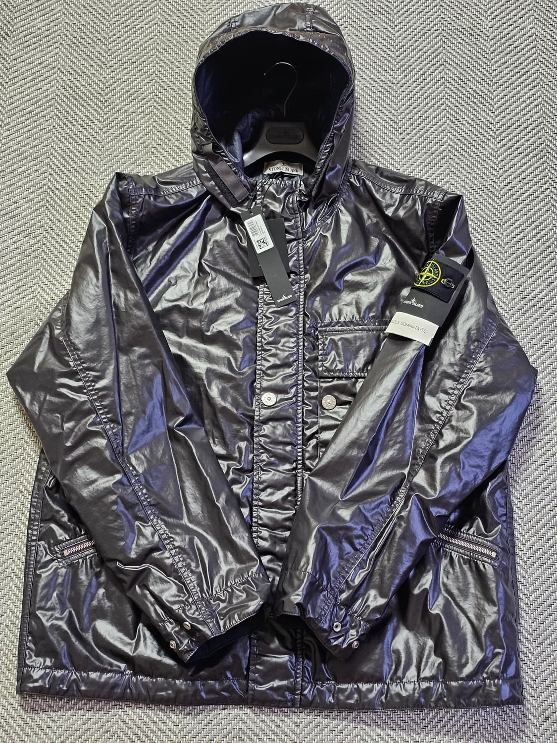 스톤아일랜드 무솔라 고마타-TC 윈드 앤 워터 레지스턴트 패딩 후드 자켓 상품이미지1