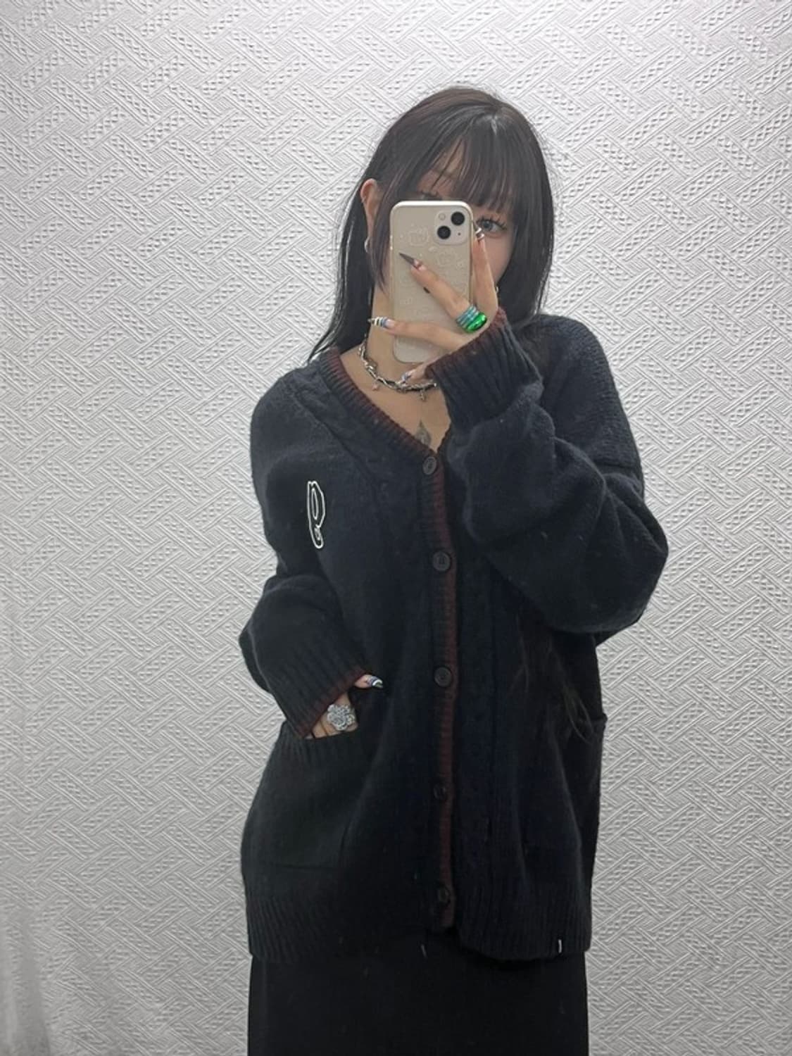 골라 올드스쿨 브이넥 오버핏 패치로고 니트 가디건 L C07926 상품이미지1