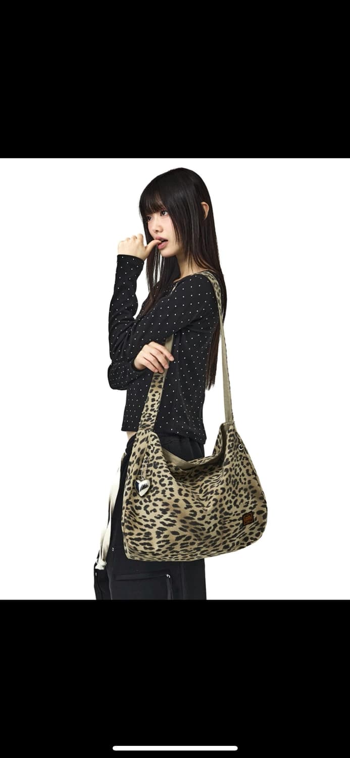 밈더워드로브 레오파드 프린팅 리버시블백 상품이미지3