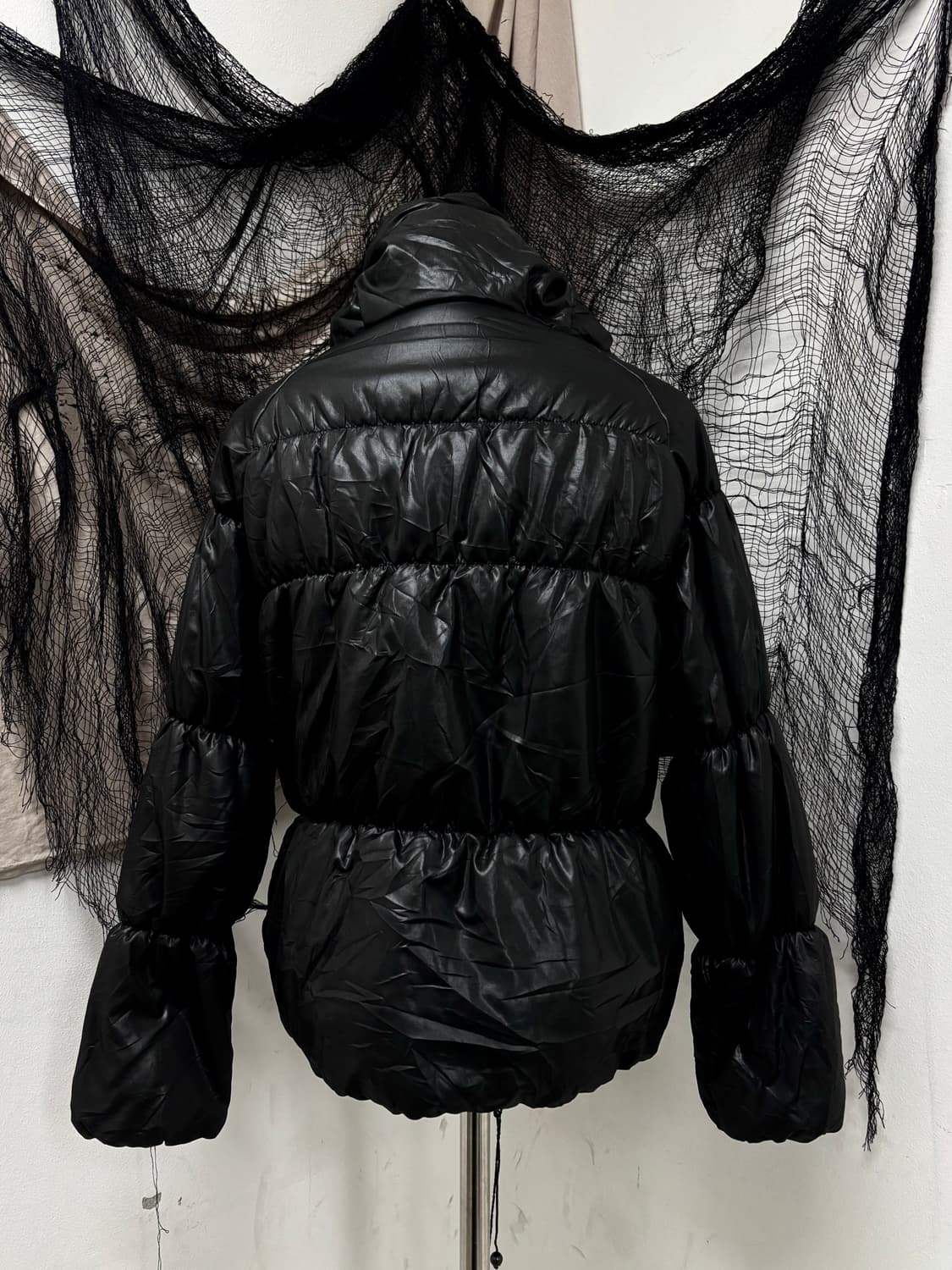 [NOW HERE] high Neck Utility Padding 상품이미지5