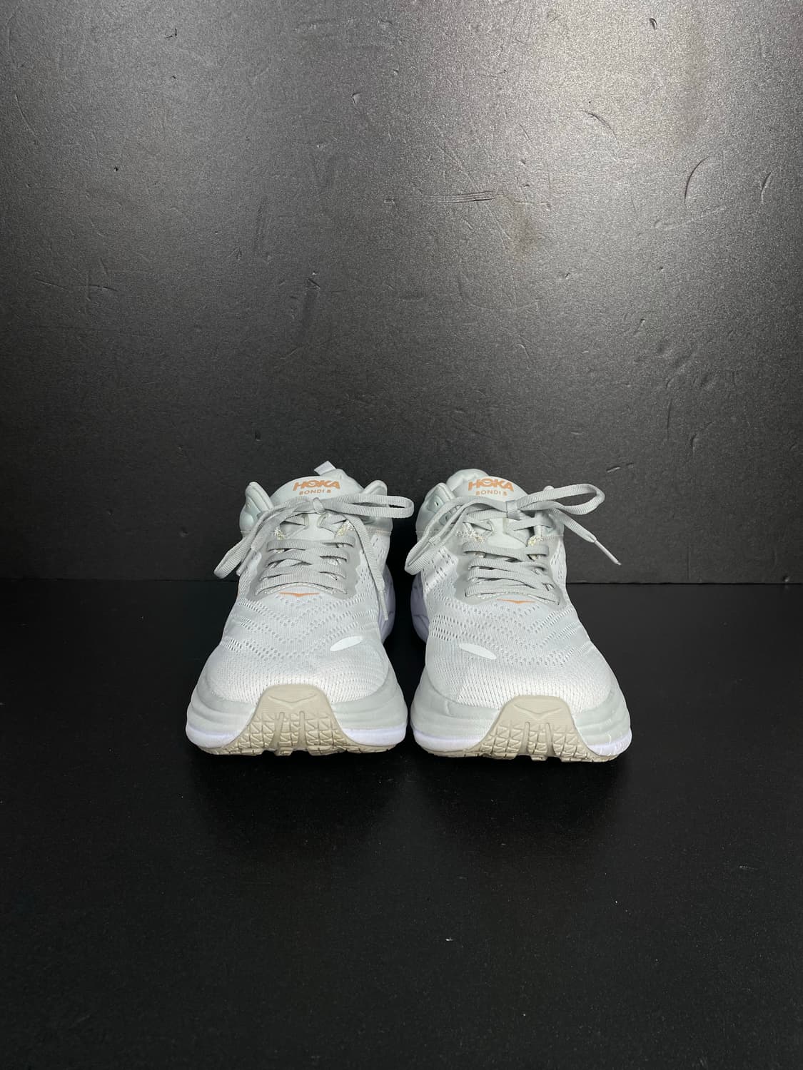 [265] 호카오네오네 본디8 스니커즈 상품이미지2