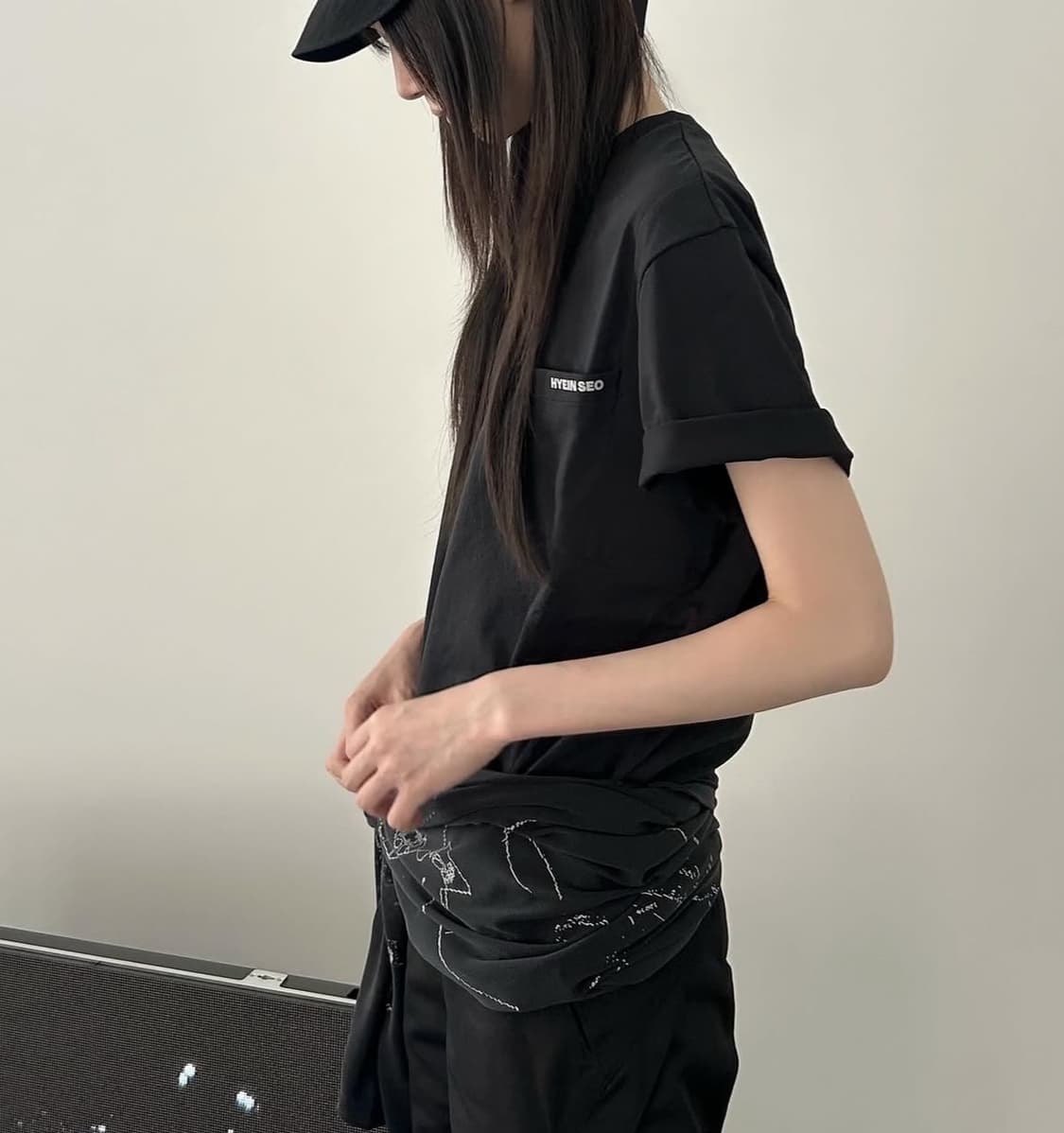 구매) hyeinseo basic t-shirt 혜인서 베이직 티셔츠 상품이미지1