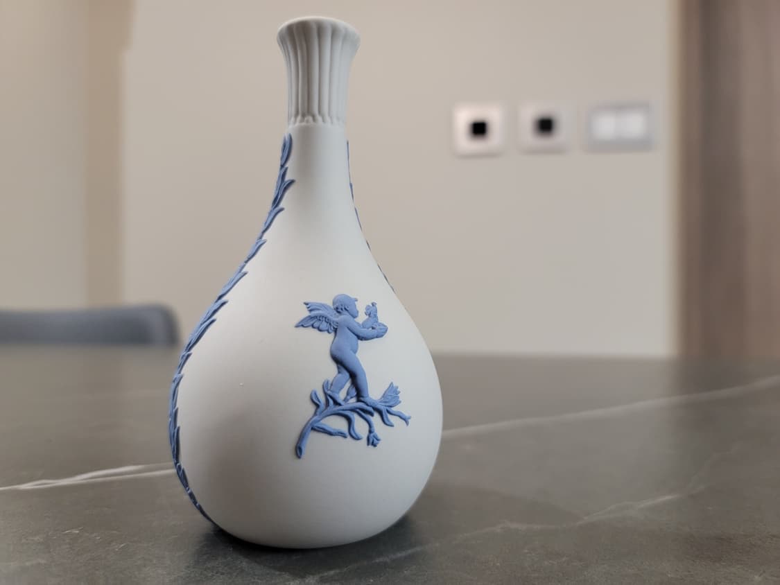 웨지우드 제스퍼웨어 라벤더 온 크림 화병, 장식병 상품이미지5