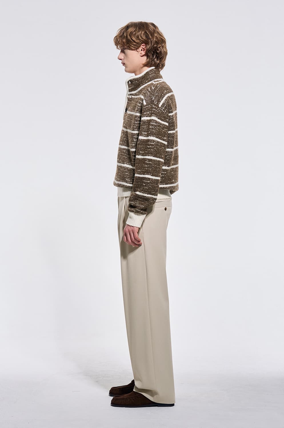 (34인치)새상품/한섬 시스템옴므 2024 S핀턱 백밴딩 와이드핏 팬츠 상품이미지2