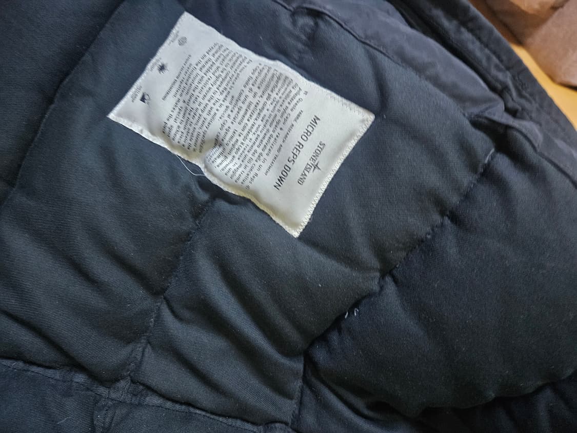 정품) 스톤아일랜드 마이크로랩스 다운 패딩 L사이즈 상품이미지3