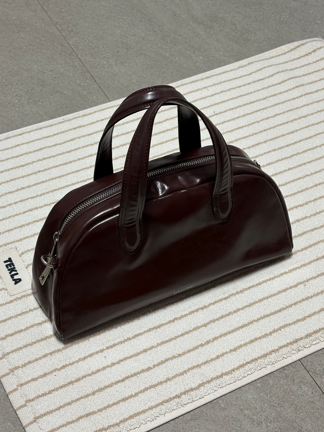 브라운 컬러 토트백 상품이미지3