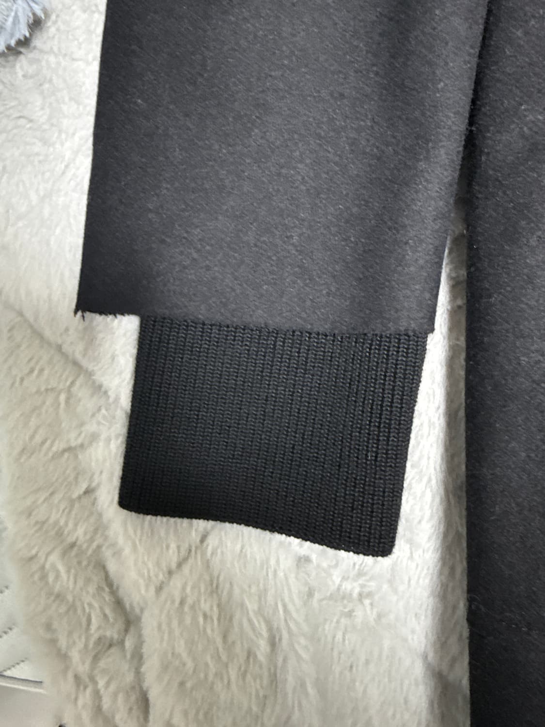 Kris Van Assche 후드 더블 코트 상품이미지6