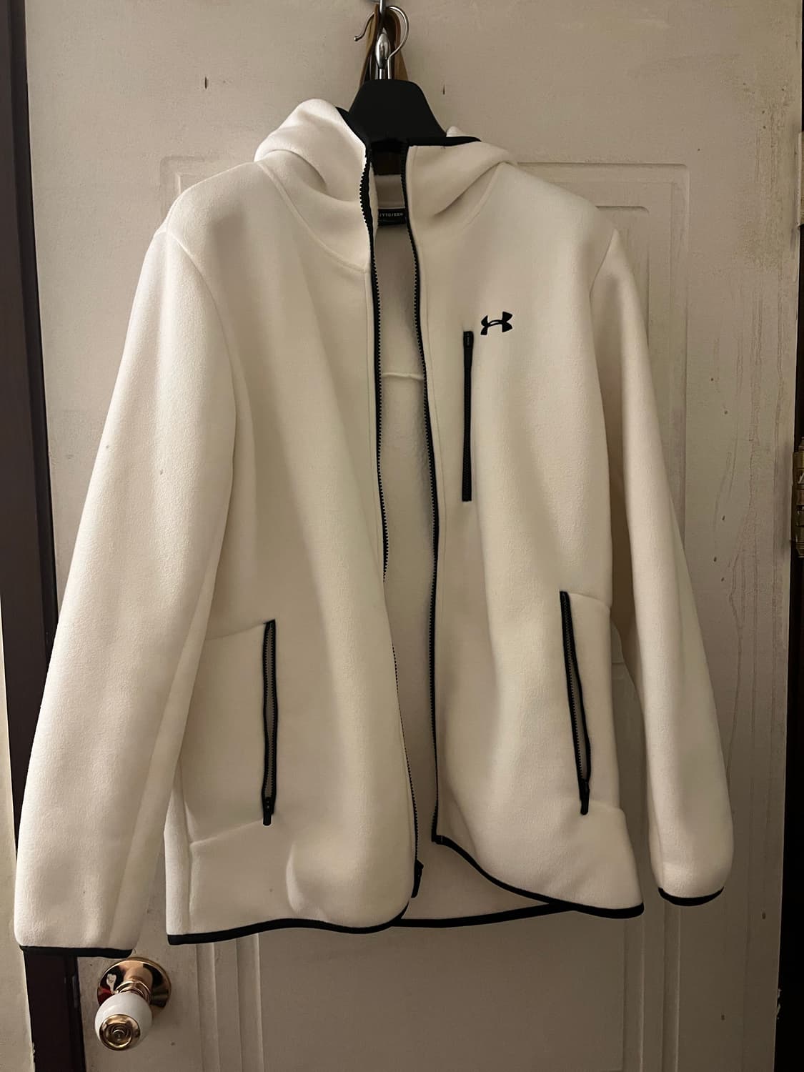 언더아머 후리스 상품이미지1