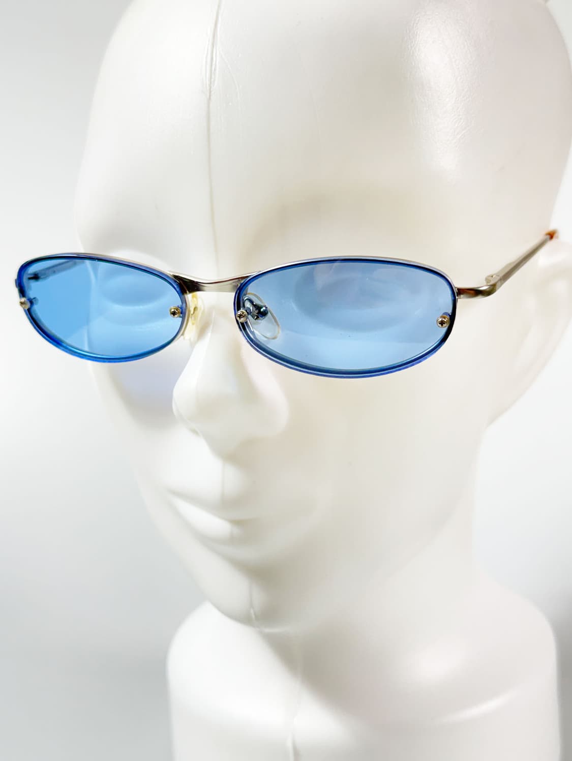 90s 실버 슬림 무테 스퀘어 메탈 빈티지 틴트 선글라스 상품이미지8