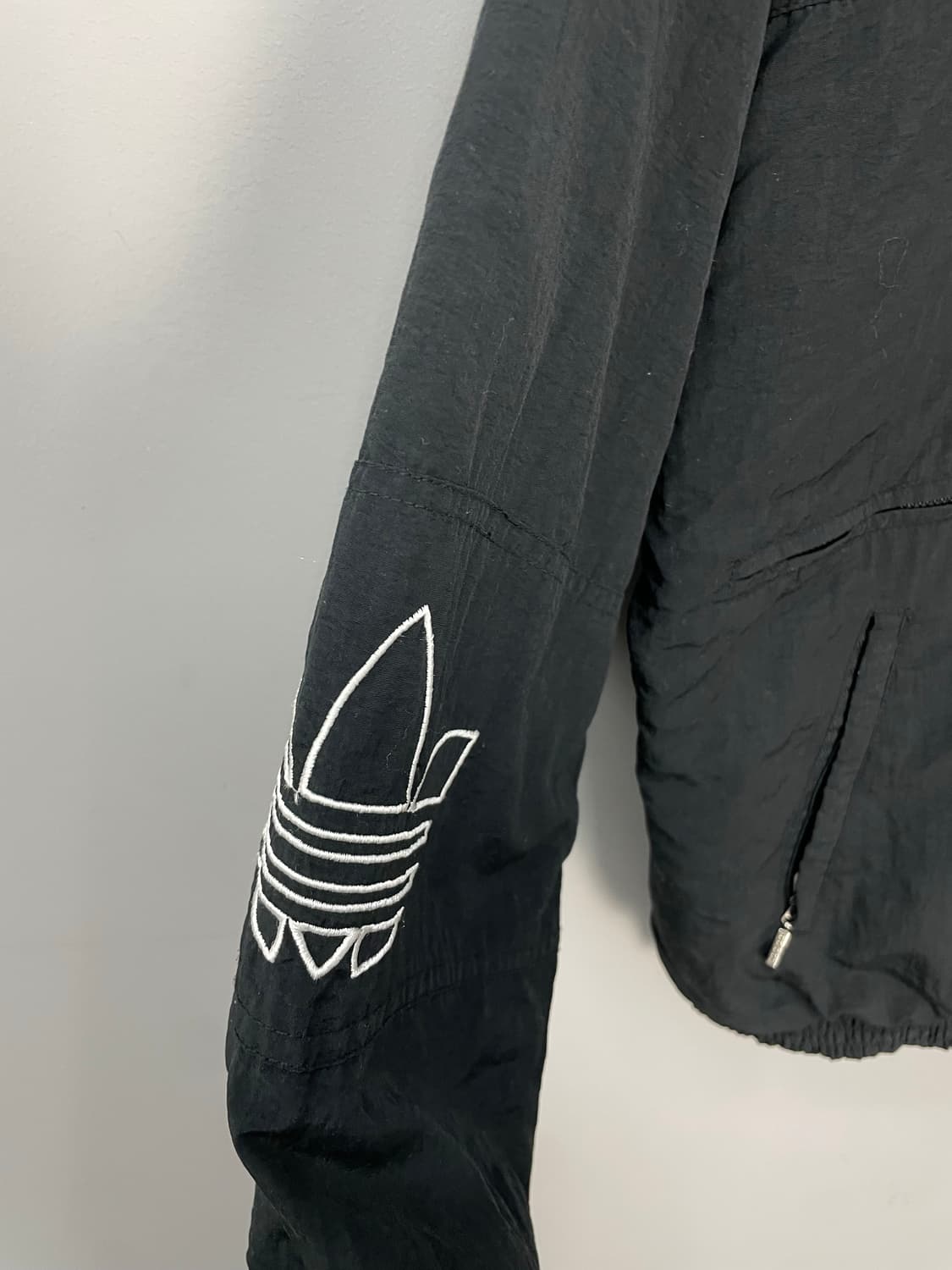 아디다스 올드스쿨 빅 트레포일 바람막이 H1561 상품이미지5