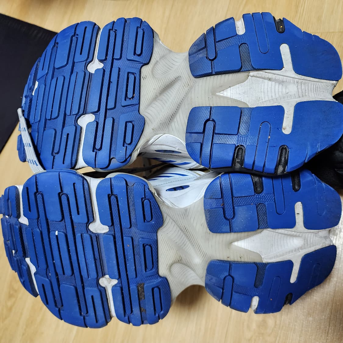 발렌시아가 카고스니커즈 40 (정품) 상품이미지9