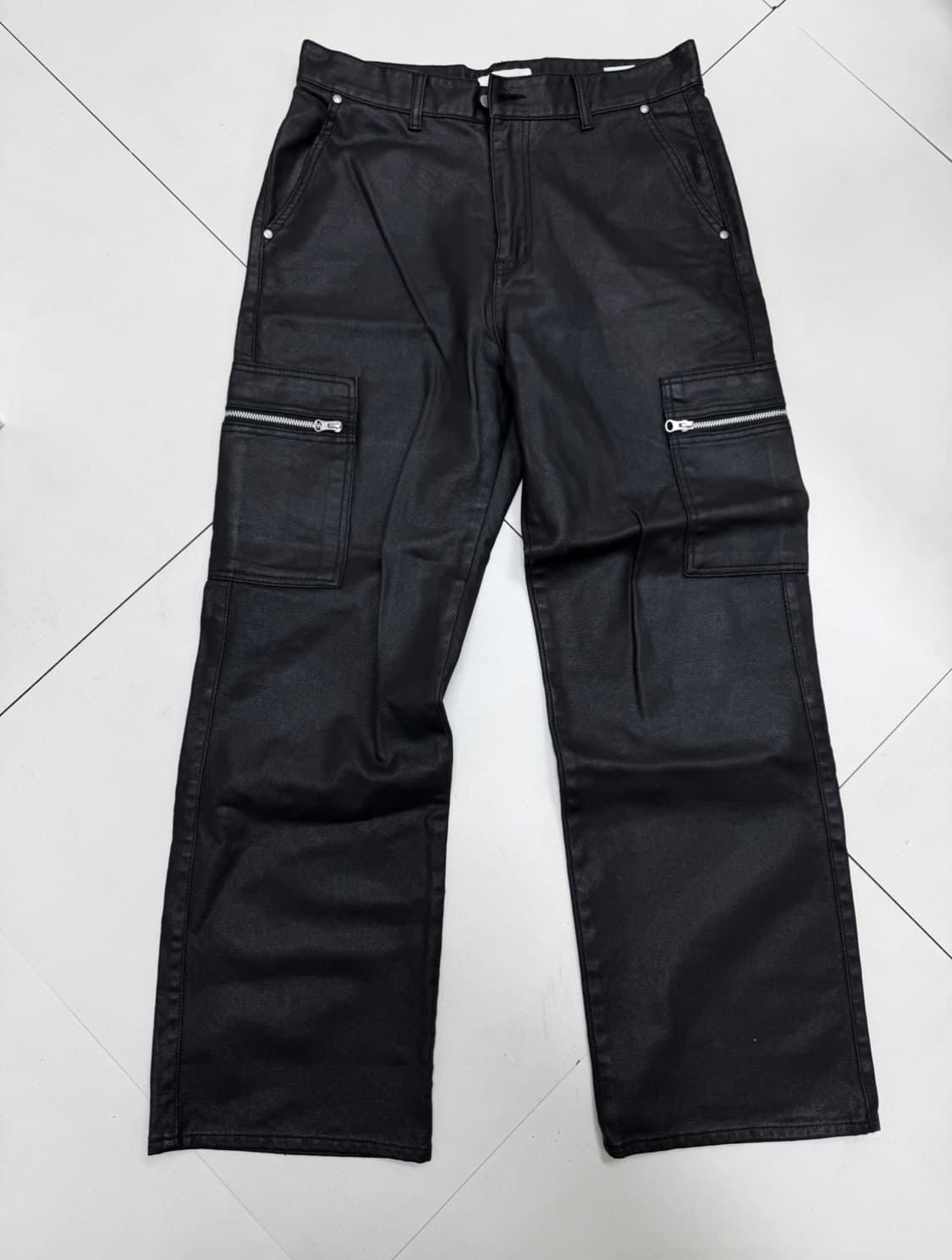 파브레가 카본 지퍼 세미 와이드 코팅 왁스 카고 팬츠 상품이미지1