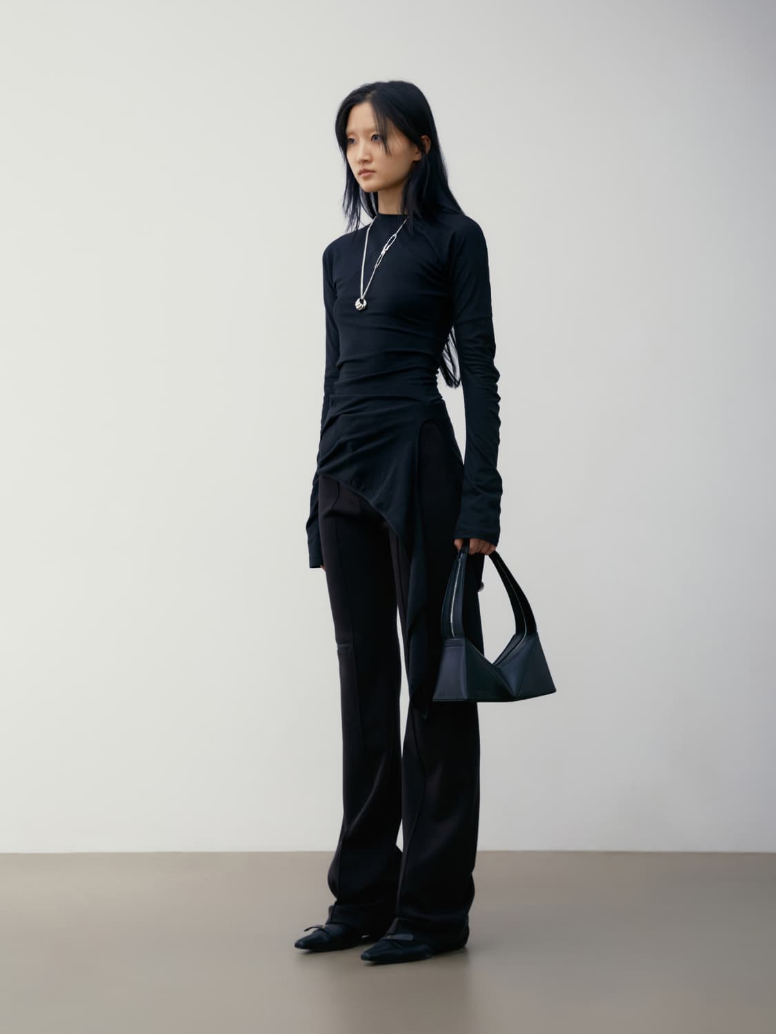 로우클래식 랩티셔츠 블랙m 상품이미지1