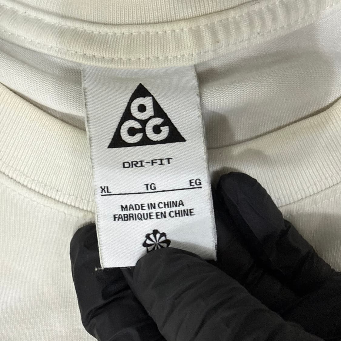 XL 나이키 ACG 반팔티 0219T1 상품이미지4