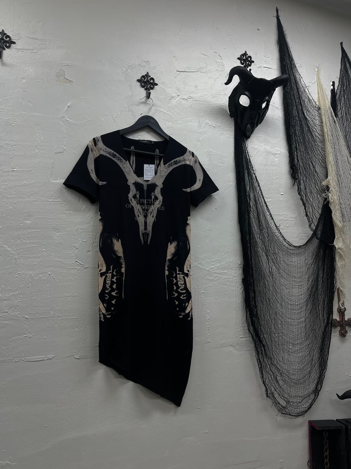 Civarize archive baphomet cut sew 상품이미지1