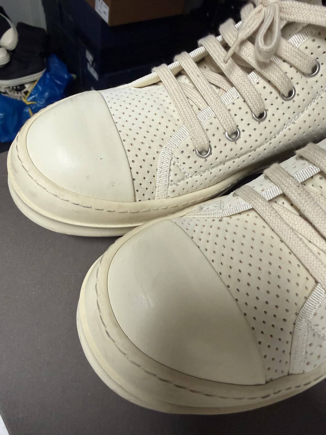 릭오웬스 다크쉐도우 라몬즈 로우 슬립온(에크루 펀칭) 상품이미지2