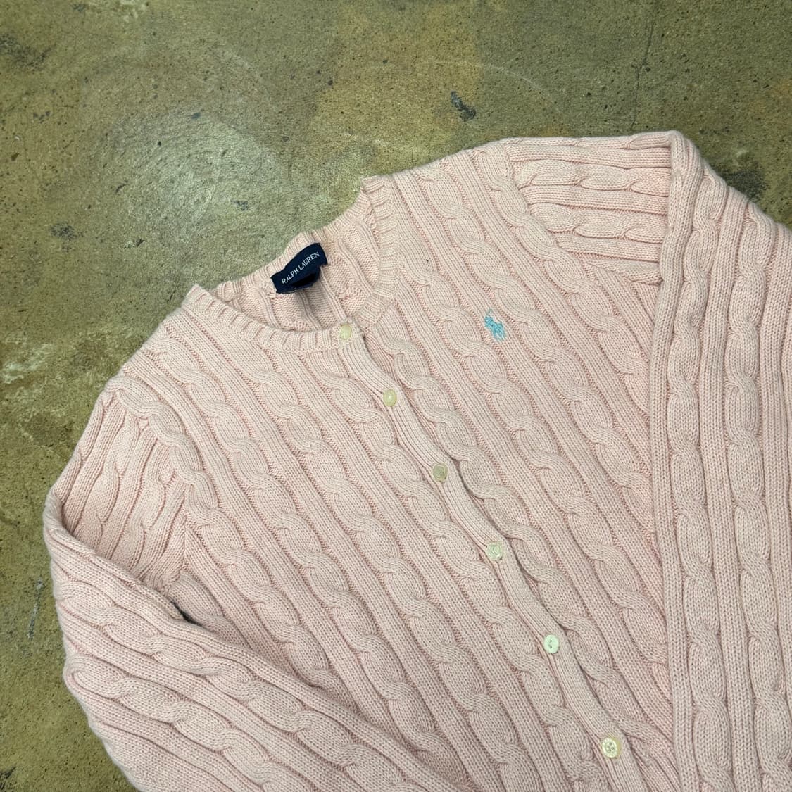 폴로 랄프로렌 딸기우유 꽈배기 니트 가디건  상품이미지1