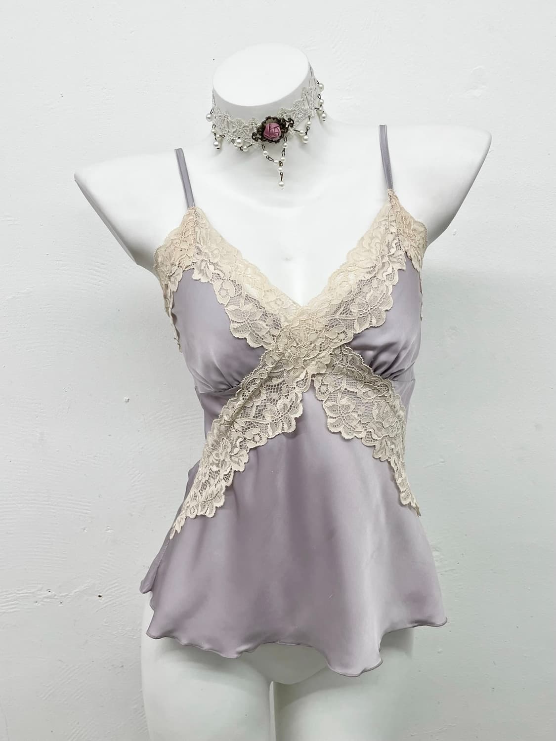 페어리 레이스 새틴 슬립 상품이미지1