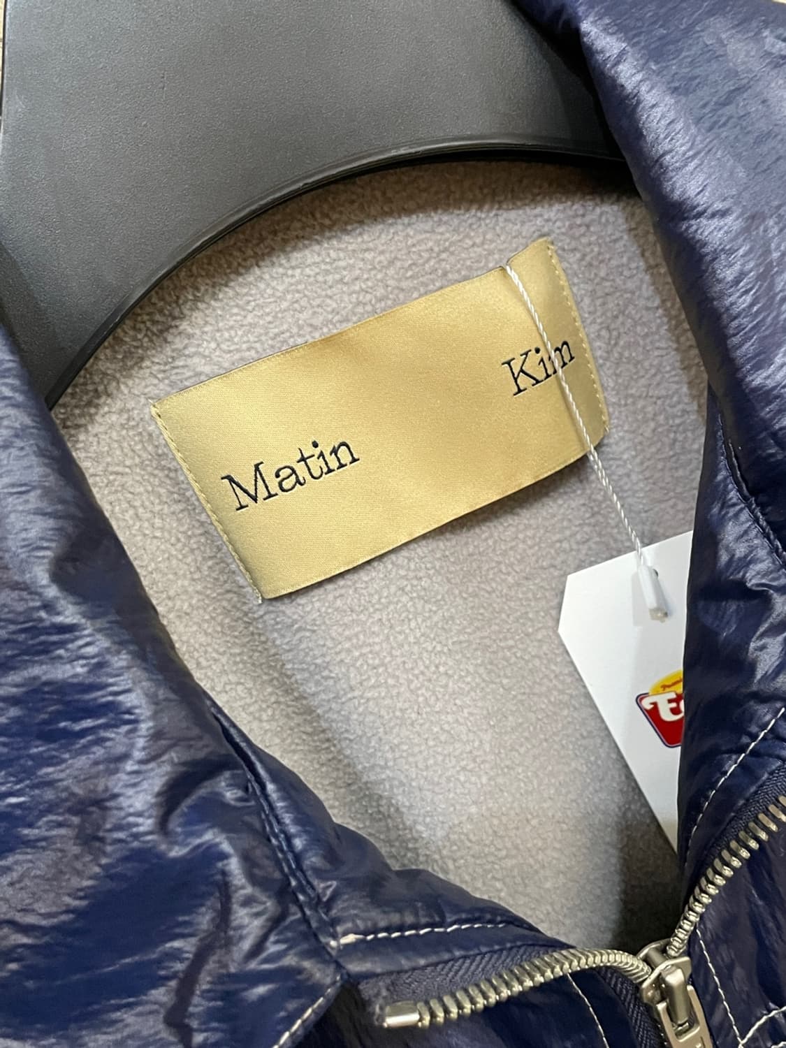 마뗑킴 스티치 디테일 트러커 자켓 상품이미지7