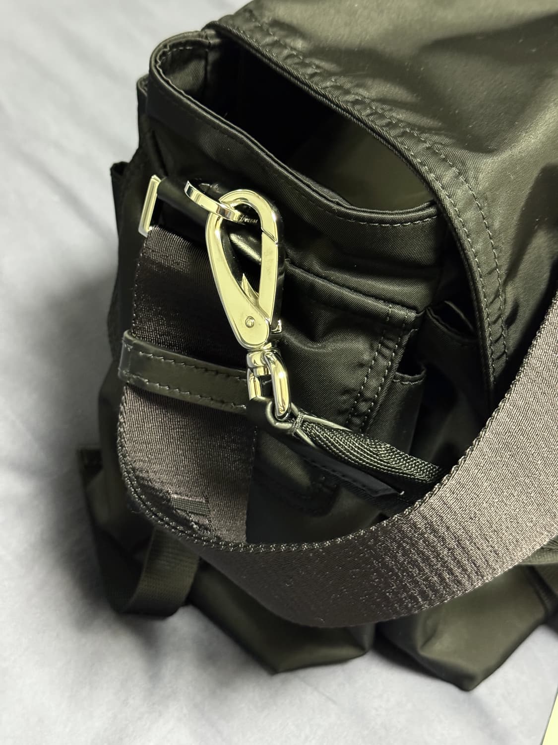 프라다 익스플로어 리나일론 백 상품이미지3