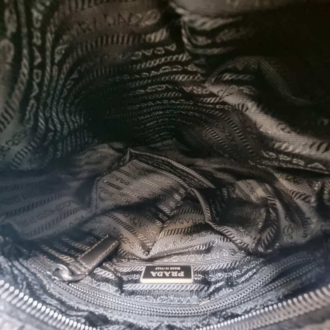 프라다 PRADA 나일론 크로스백 메신저백(신형, 개런티카드, 남여공용) 상품이미지8