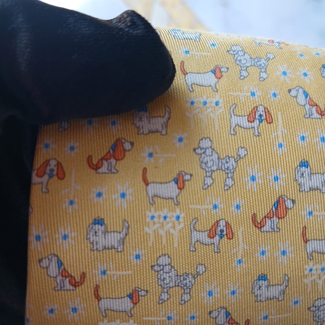 살바토레 페라가모 옐로우 강아지 모티브 넥타이 8.8cm A+등급 G23 상품이미지10