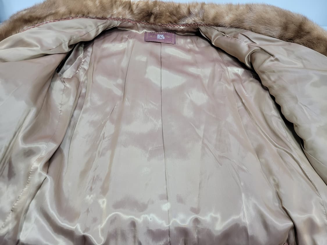 SanHe 천연 밍크 하프 코트 / 여 FREE
 상품이미지8