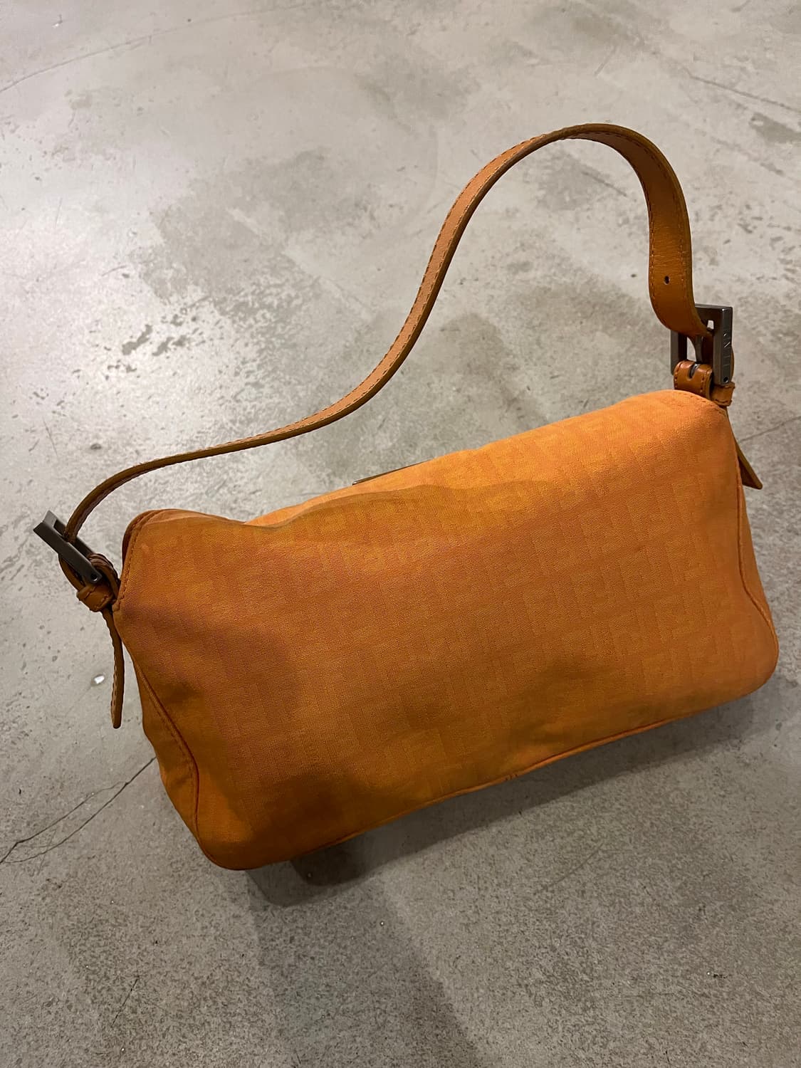 빈티지 펜디 바게트 상품이미지3