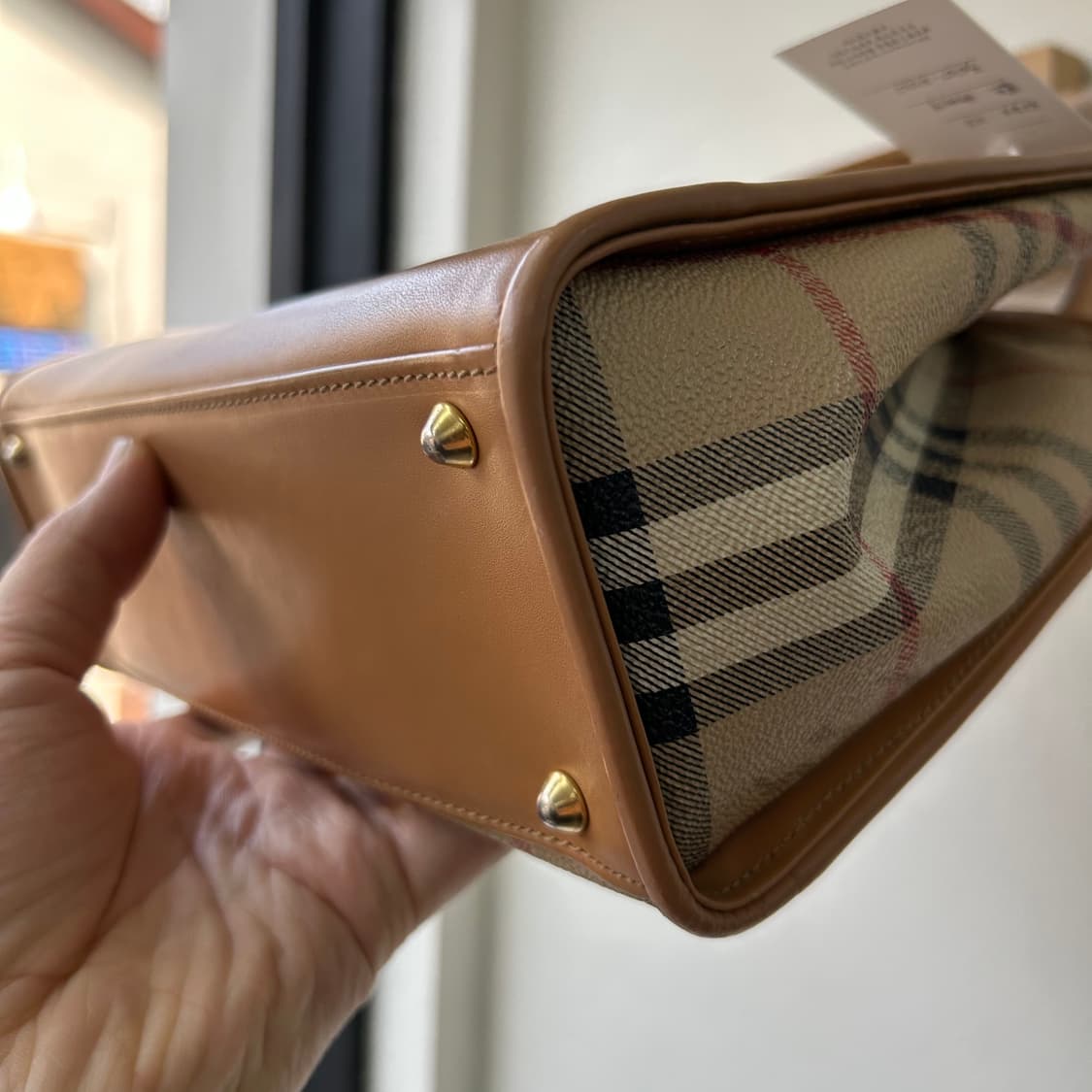 올드 버버리 노바 체크 핸드백 상품이미지4