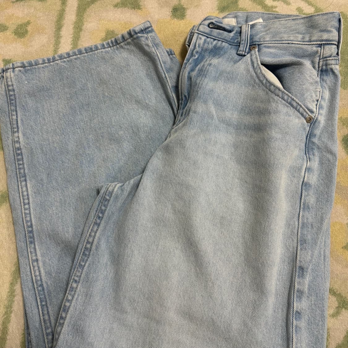 유니클로 배기커브진 연청 23 상품이미지2