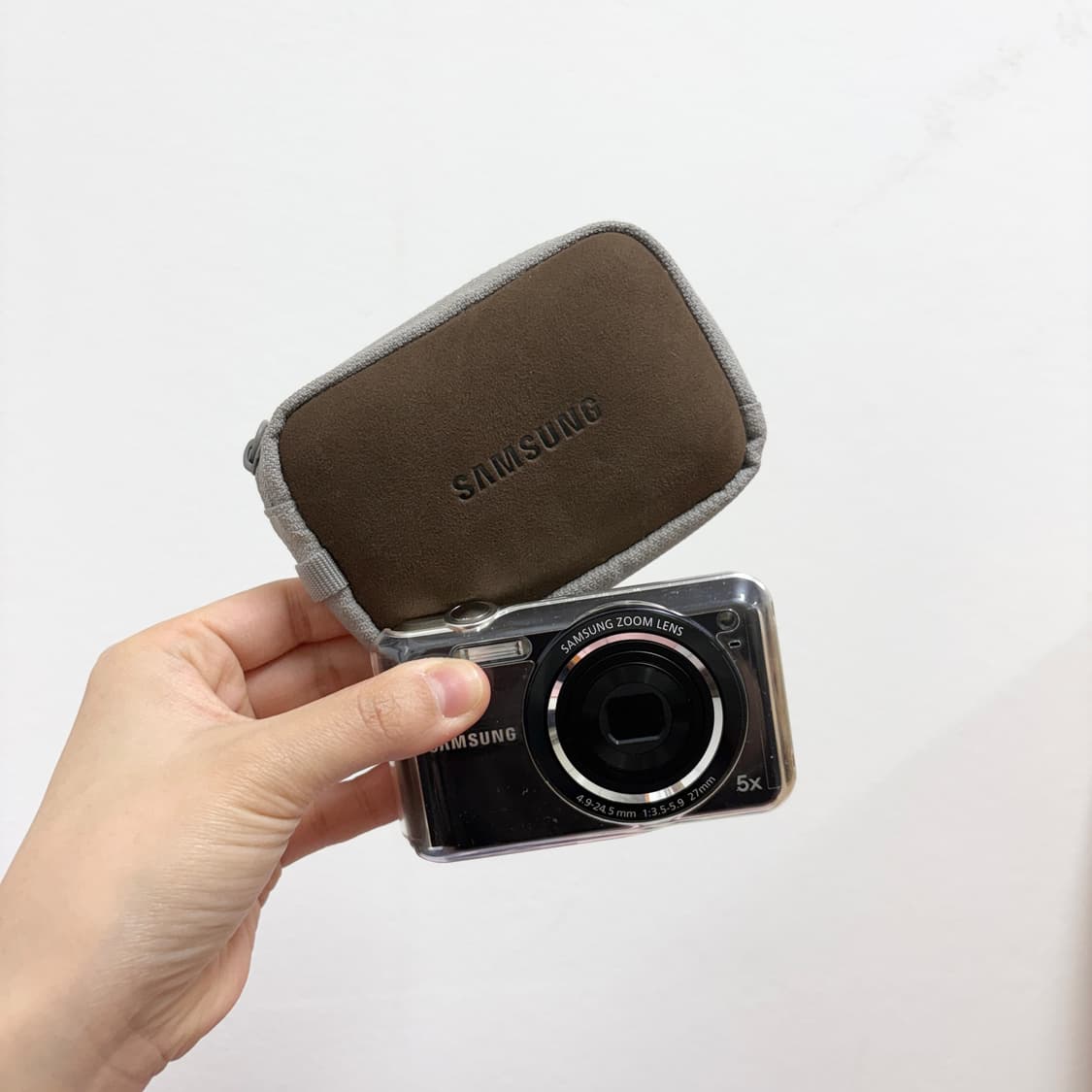 삼성 ES70 디지털카메라 투명케이스와 파우치 포함 상품이미지2