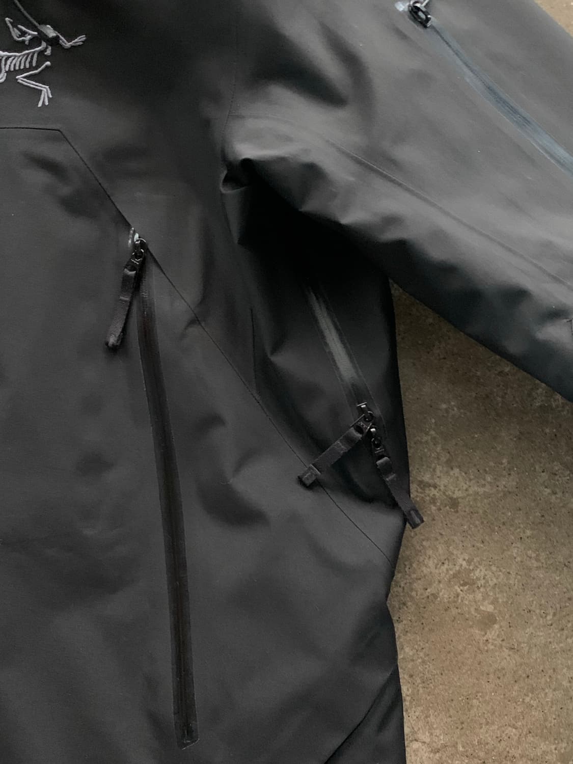 아크테릭스 러쉬 자켓 상품이미지5