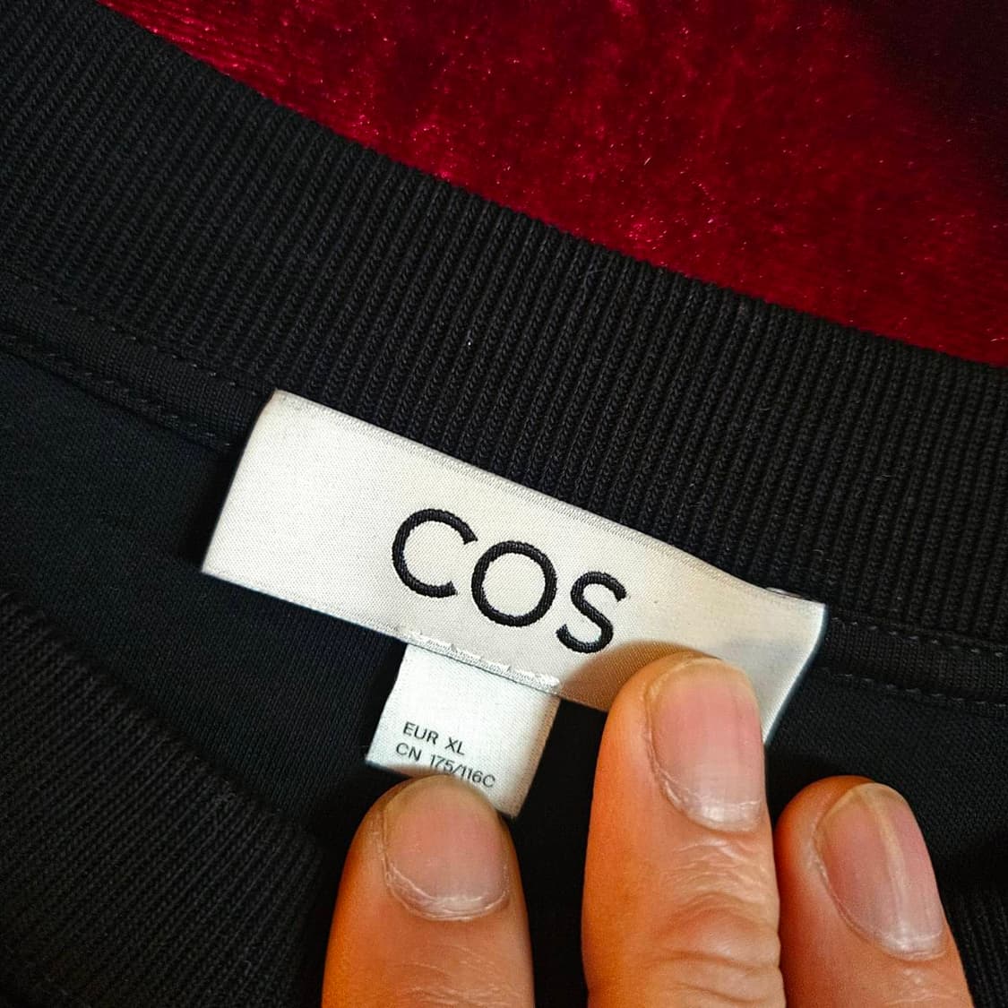 코스(COS) 프리미엄 코튼 크루넥 반팔티셔츠 상품이미지3