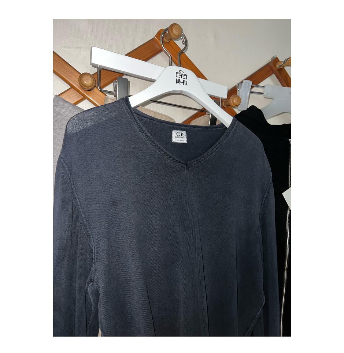 Cp company v-neck 상품이미지1