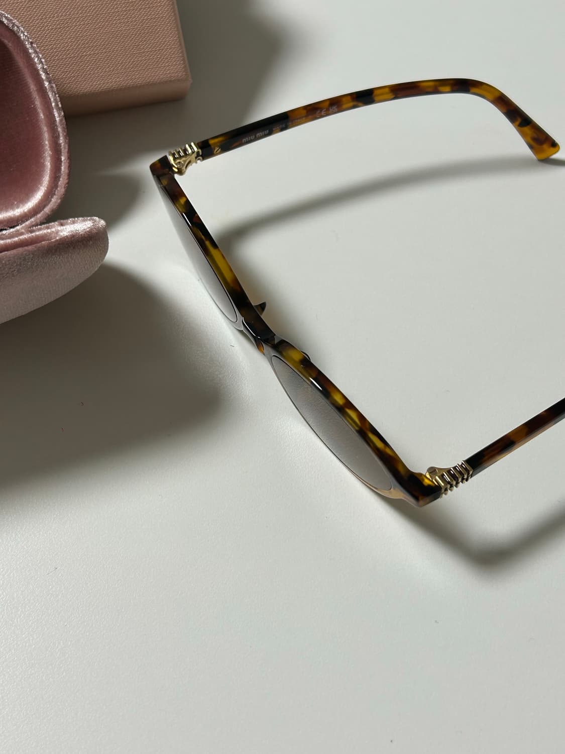 미우미우 리가드 선글라스 상품이미지3