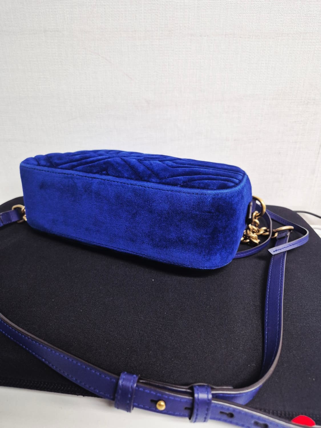 구찌 마몽 벨벳 카메라백 블루 상품이미지5