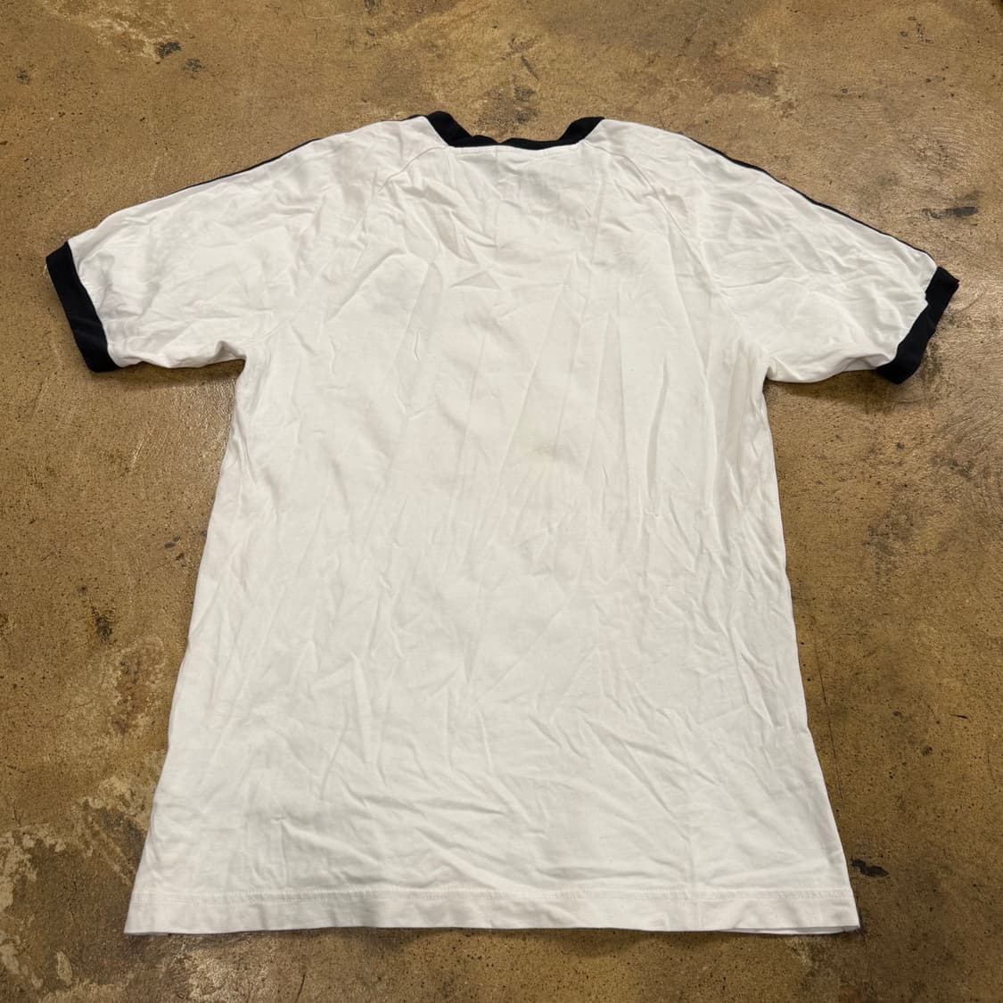 아디다스 흰검 링거 반팔 티 상품이미지3