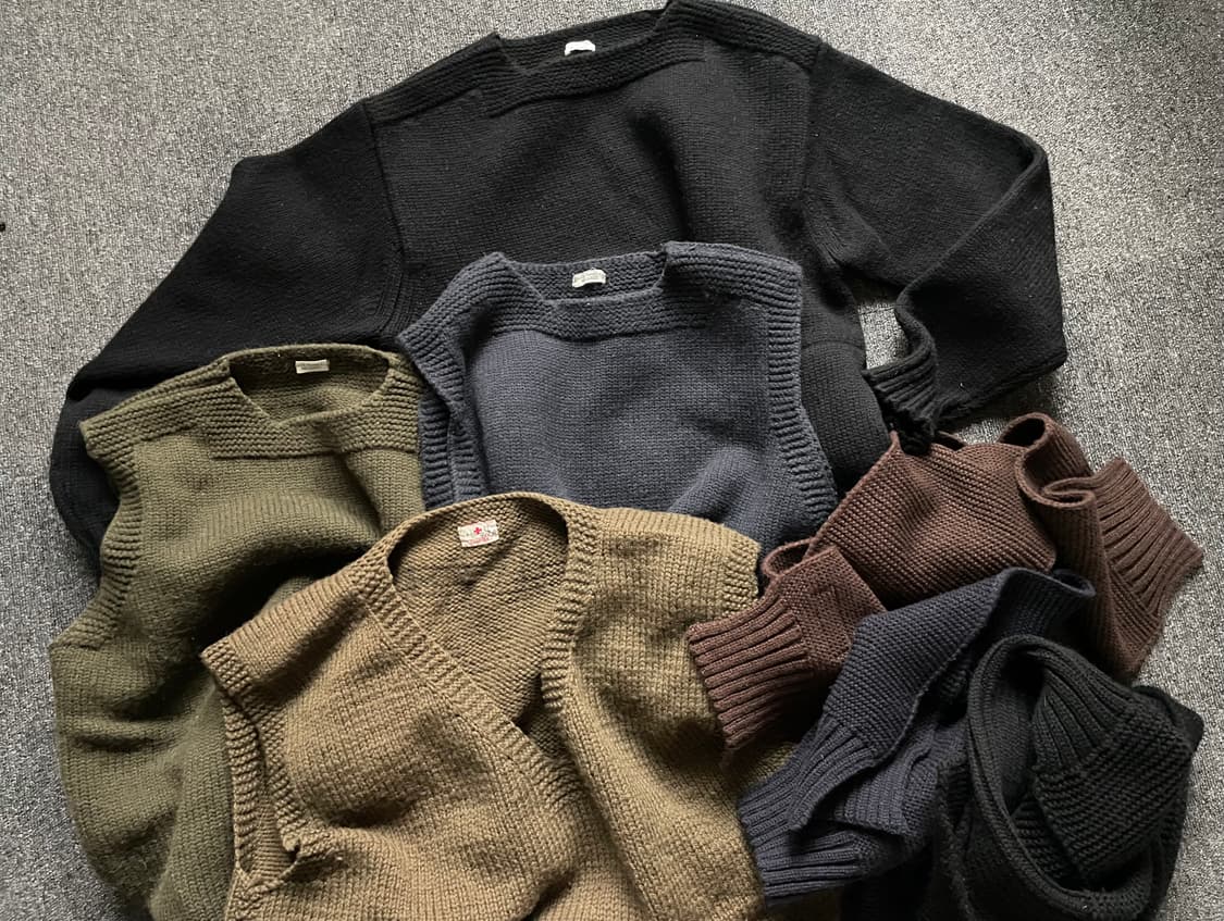 피그벨 21AW 알파카울 레드크로스 니트 잉크블랙 상품이미지9