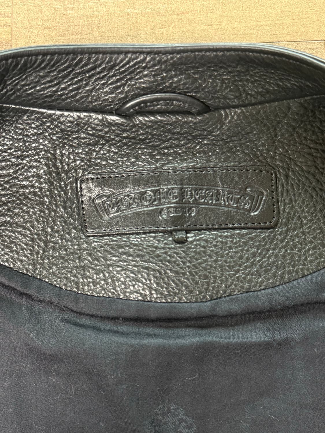 [L] 원오브원 크롬하츠 엘리게이터 패치 레더자켓 상품이미지6