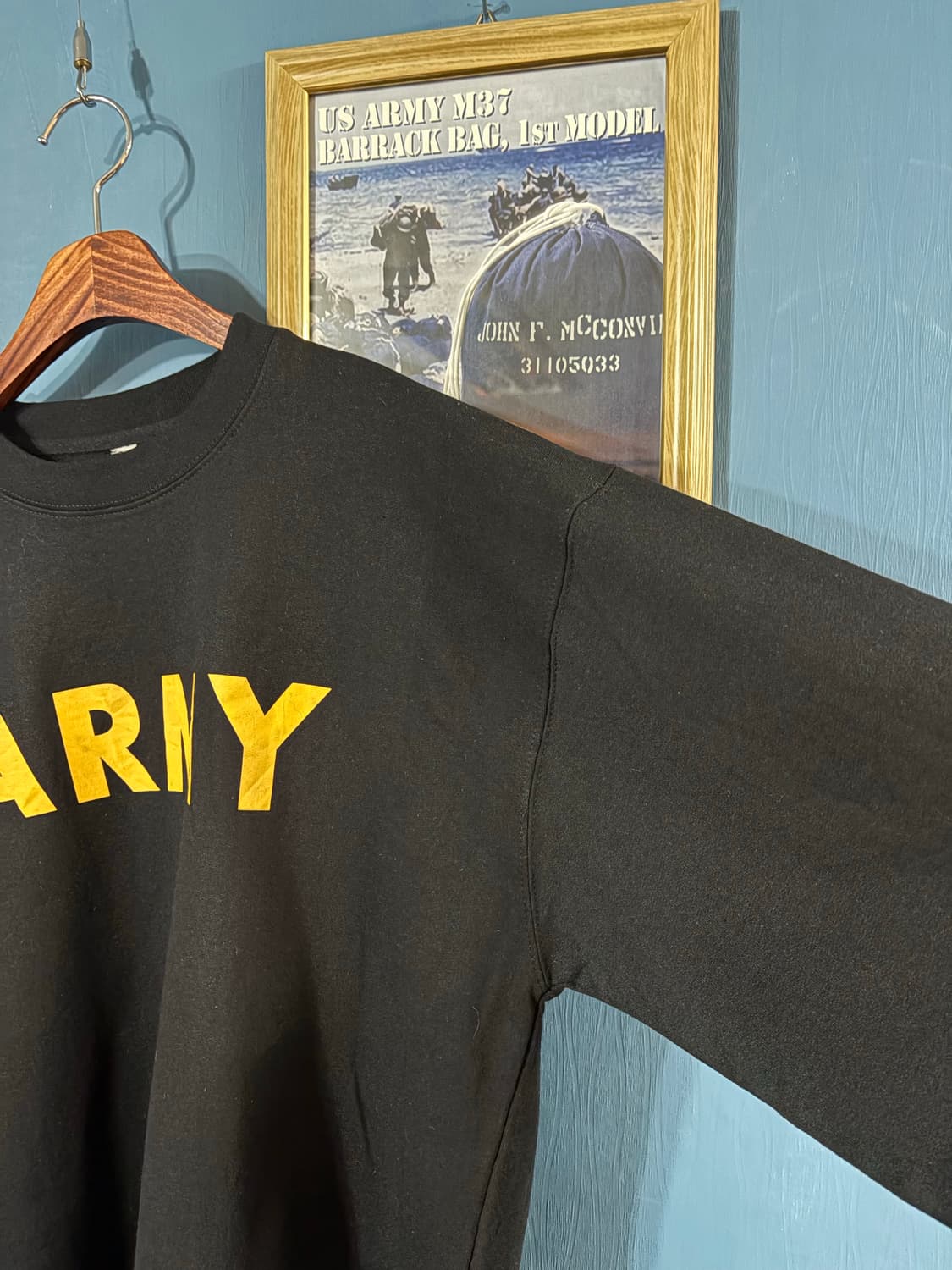 00‘s vtg ARMY Sweatshirt.  상품이미지5