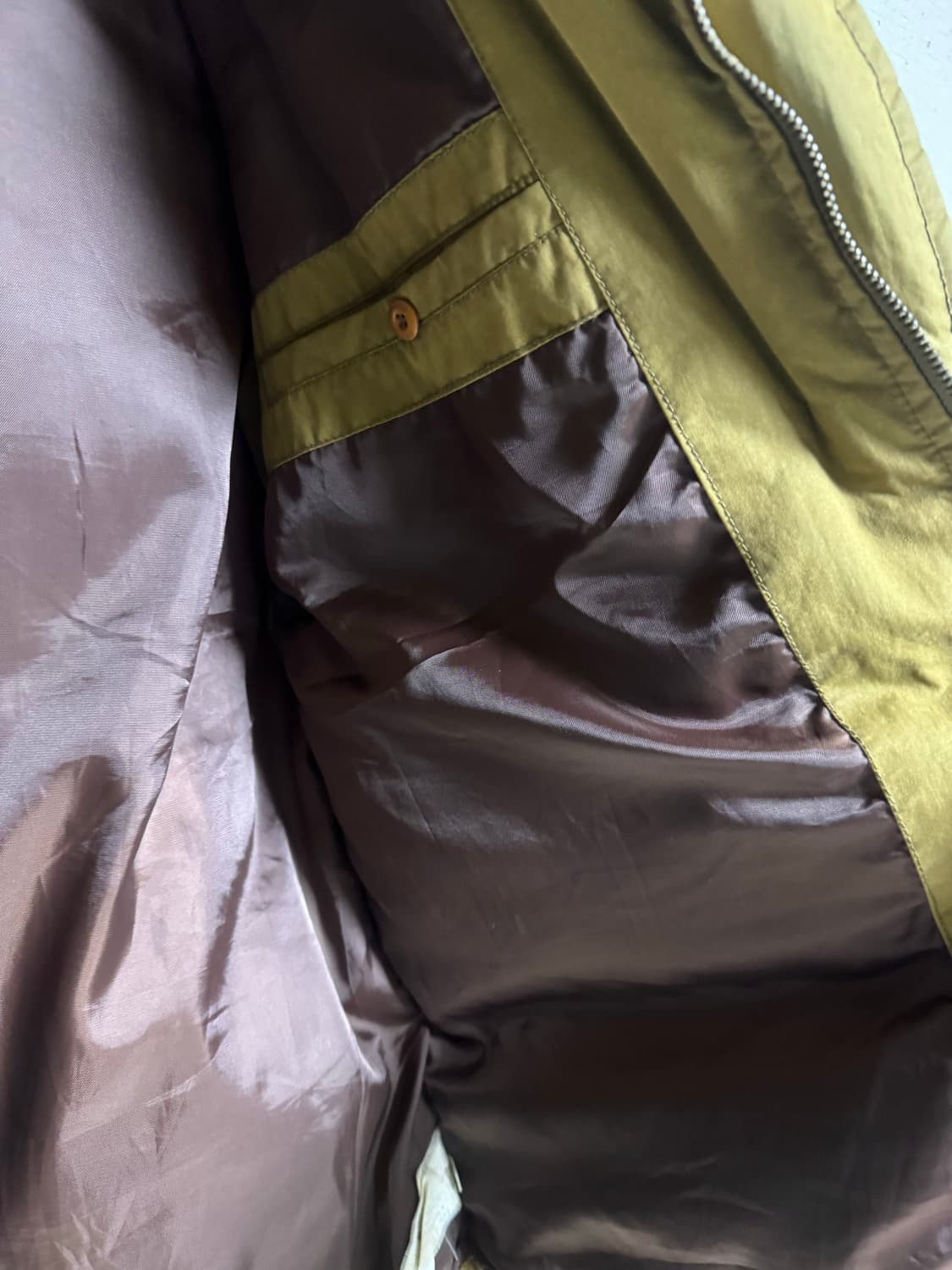 써스데이아일랜드 남성 카키색 덕다운 점퍼 100 상품이미지4