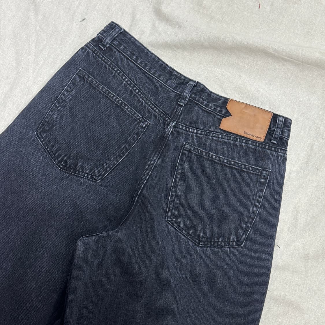 브라운야드 와이드 흑청 데님팬츠 4(29~31) 상품이미지4