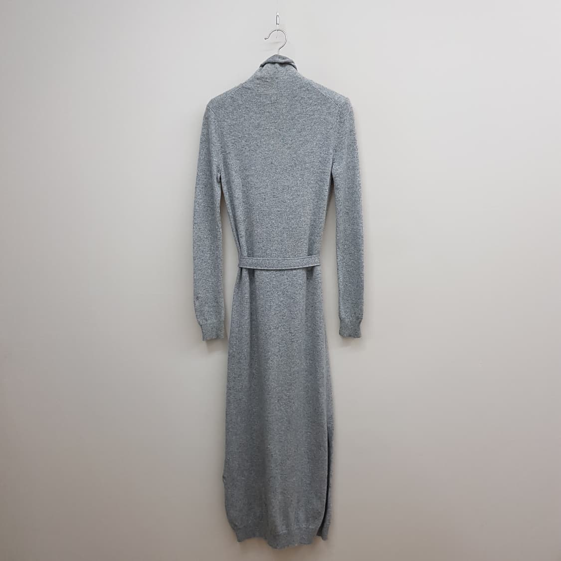 띠어리 Theory 벨티드 터틀넥 100 캐시미어  니트 원피스 P사이즈 상품이미지6