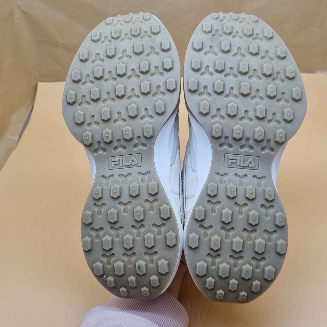 휠라 트라이벌 레이스 운동화250  상품이미지3